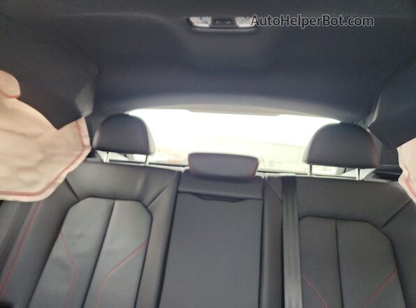 WA1EECF30S1108376 2025 AUDI Q3 White Вид задніх сидінь