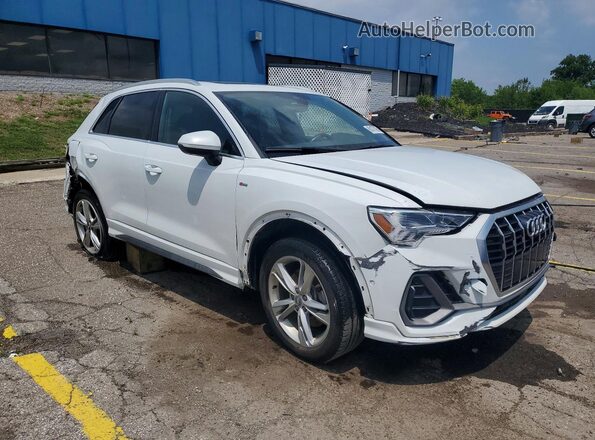 WA1EECF31M1014820 2021 AUDI Q3 White Front right