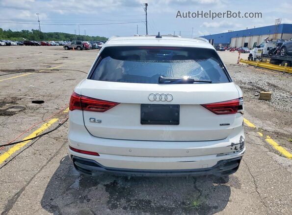 WA1EECF31M1014820 2021 AUDI Q3 White Rear view