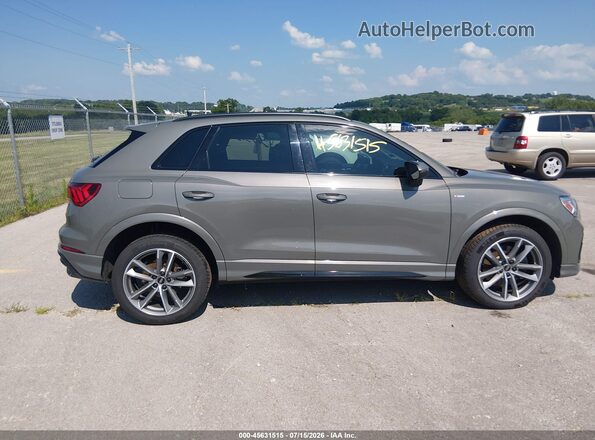 WA1EECF31N1075702 2022 AUDI Q3 Gray Widok wnętrza 360 stopni
