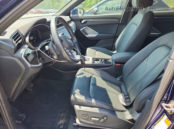 WA1EECF31N1124123 2022 AUDI Q3 Blue Вид салону спереду
