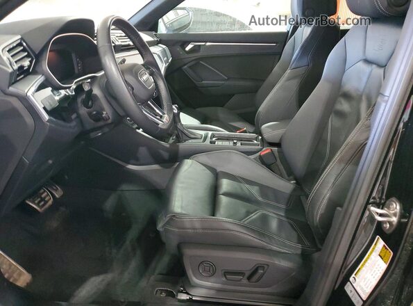 WA1EECF31P1129163 2023 AUDI Q3 Black Front interior view