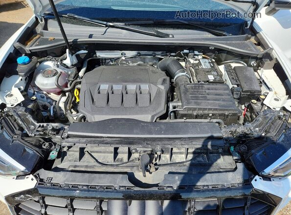WA1EECF33P1041618 2023 AUDI Q3 White Вид підкапотного простору