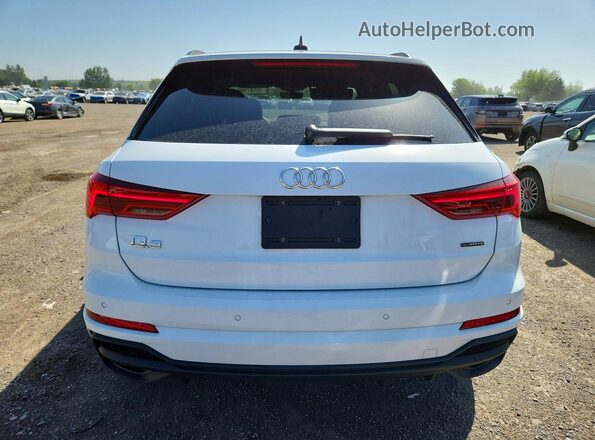 WA1EECF33P1041618 2023 AUDI Q3 White Вид ззаду