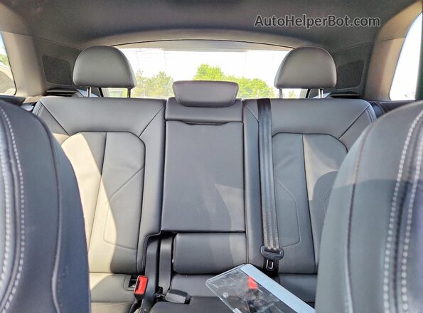 WA1EECF33P1041618 2023 AUDI Q3 White Вид задніх сидінь