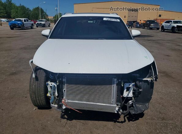 WA1EECF33P1150936 2023 AUDI Q3 White Вид спереду