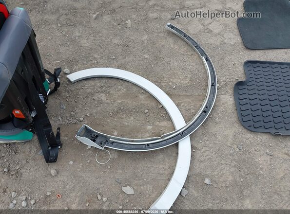 WA1EECF33R1045378 2024 AUDI Q3 White Widok zestawu wskaźników