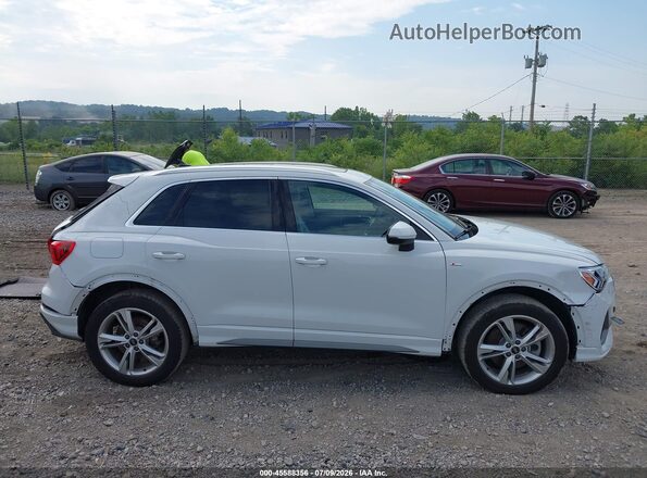 WA1EECF33R1045378 2024 AUDI Q3 White Widok wnętrza 360 stopni