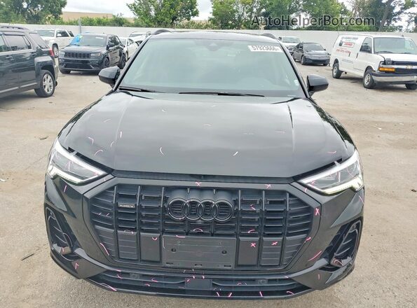 WA1EECF33R1121049 2024 AUDI Q3 Black Widok z przodu