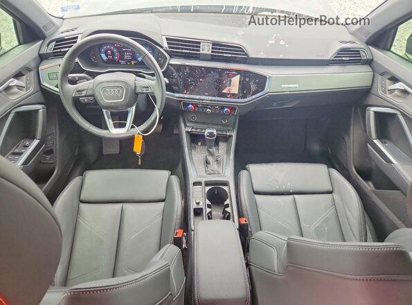 WA1EECF33R1138787 2024 AUDI Q3 Серый Вид панели приборов