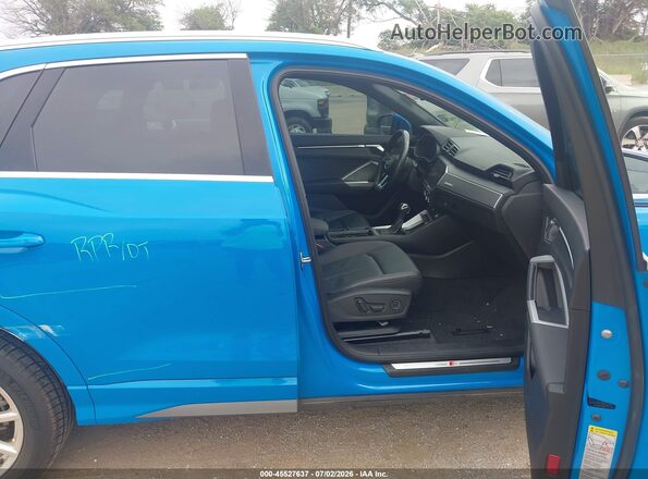 WA1EECF34L1030069 2020 AUDI Q3 Blue Սալոնի դիմացի տեսք
