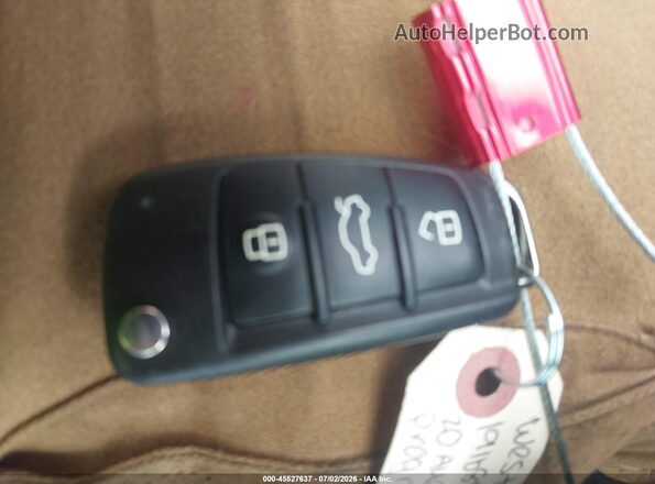 WA1EECF34L1030069 2020 AUDI Q3 Blue Առջևի վահանակի տեսք