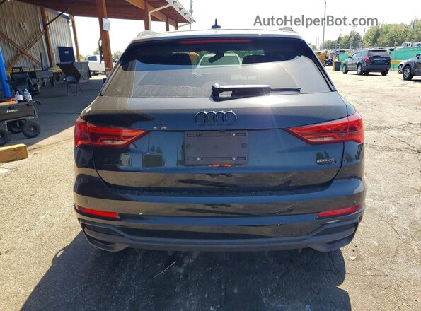 WA1EECF35R1040618 2024 AUDI Q3 Черный Вид сзади
