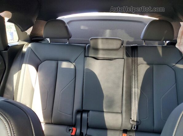 WA1EECF35R1040618 2024 AUDI Q3 Черный Вид задних сидений