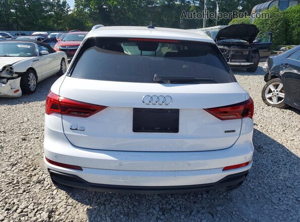 WA1EECF35R1182659 2024 AUDI Q3 White უკანა ხედი