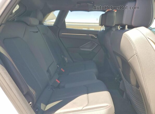 WA1EECF35S1105358 2025 AUDI Q3 Белый Вид задней части салона