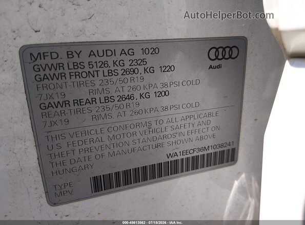 WA1EECF36M1038241 2021 AUDI Q3 White Вид підкапотного простору