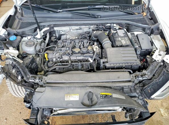 WA1EECF36R1047304 2024 AUDI Q3 White ძრავის განყოფილების ხედი