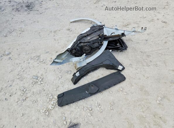 WA1EECF37P1106969 2023 AUDI Q3 White Շարժիչի բաժամունքի տեսք
