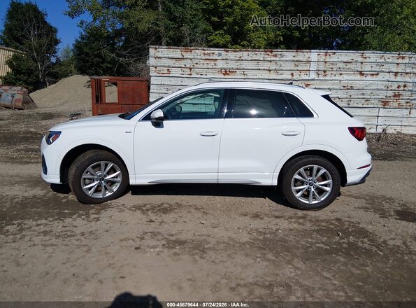 WA1EECF38R1037812 2024 AUDI Q3 White Widok wnętrza 360 stopni