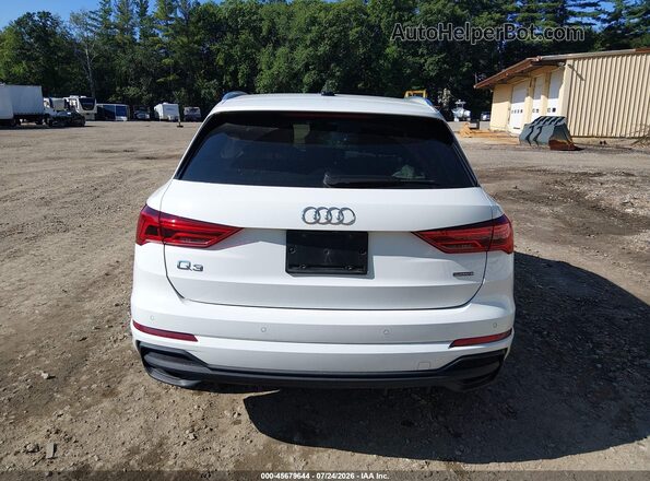 WA1EECF38R1037812 2024 AUDI Q3 White 