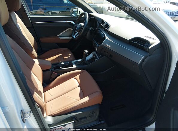 WA1EECF39L1119510 2020 AUDI Q3 White Սալոնի դիմացի տեսք