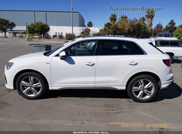 WA1EECF39L1119510 2020 AUDI Q3 White Սալոնի 360 աստիճան տեսք