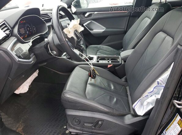 WA1EECF39M1022759 2021 AUDI Q3 Black Front interior view