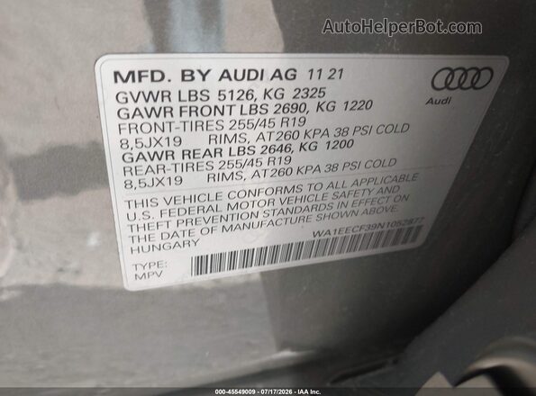 WA1EECF39N1052877 2022 AUDI Q3 Gray Engine compartment view