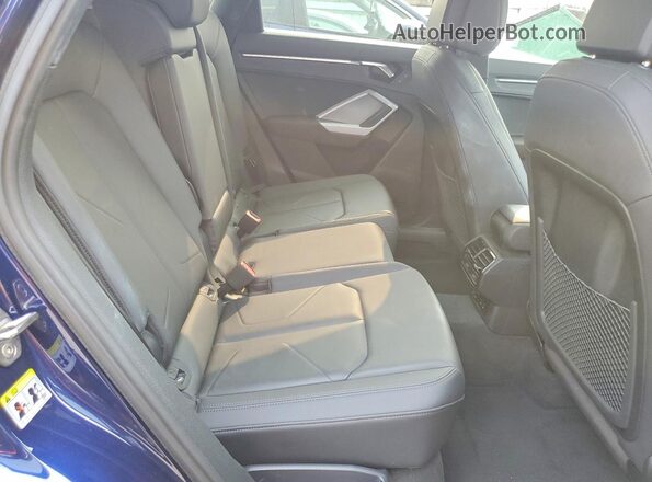 WA1EECF39P1021955 2023 AUDI Q3 Blue Սալոնի հետևի տեսք