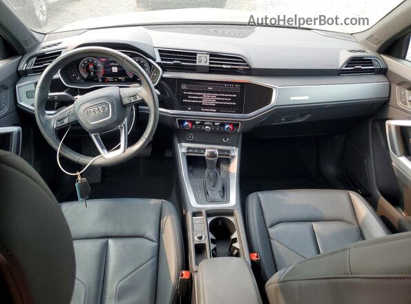 WA1EECF39P1021955 2023 AUDI Q3 Blue Առջևի վահանակի տեսք