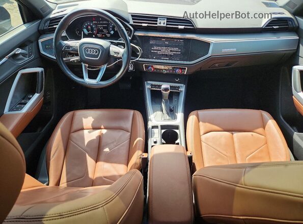 WA1EECF3XN1125173 2022 AUDI Q3 Black Вид панелі приладів