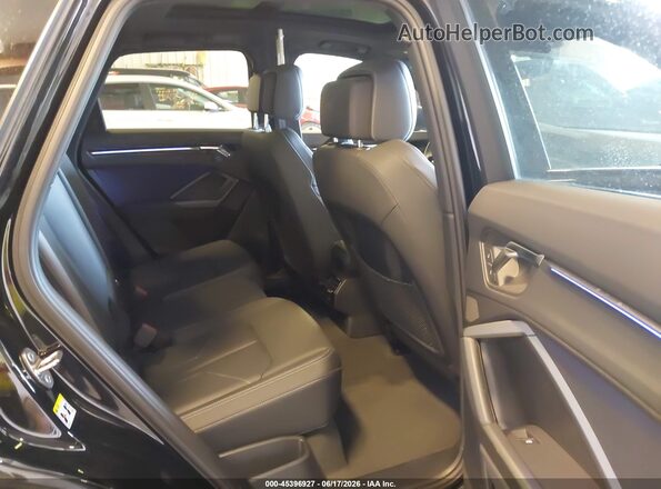 WA1EECF3XR1111361 2024 AUDI Q3 Black Vista de la etiqueta del VIN