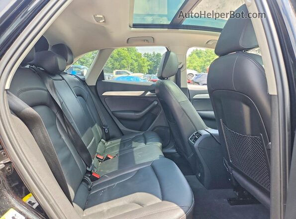 WA1EFCFS1GR009532 2016 AUDI Q3 Black Rear interior view