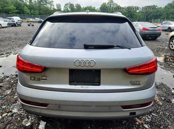 WA1EFCFS1GR012835 2016 AUDI Q3 Silver Вид ззаду