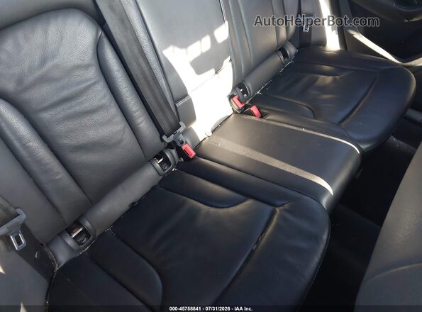 WA1EFCFS8GR015554 2016 AUDI Q3 White VIN կոդի պիտակի տեսք