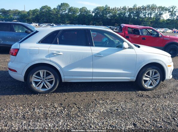 WA1EFCFS8GR015554 2016 AUDI Q3 White Սալոնի հետևի տեսք