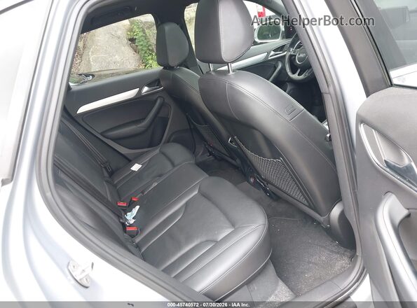 WA1EFCFSXGR013000 2016 AUDI Q3 Silver Widok naklejki z numerem VIN