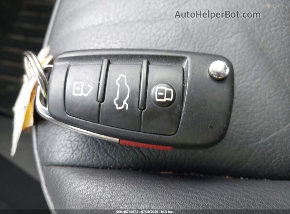WA1EFCFSXGR013000 2016 AUDI Q3 Silver Widok deski rozdzielczej