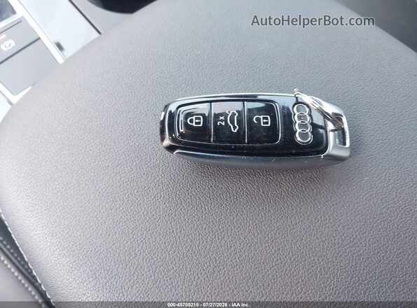 WA1EVAF13MD013797 2021 AUDI Q8 Black Вид панелі приладів