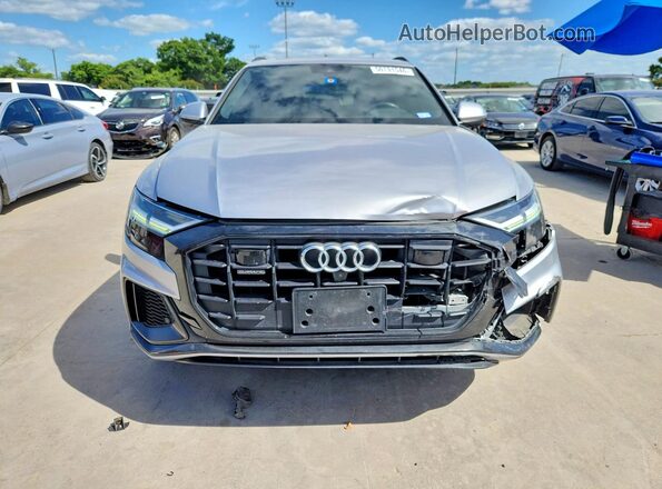 WA1EVAF16LD018622 2020 AUDI Q8 Серебряный Вид спереди