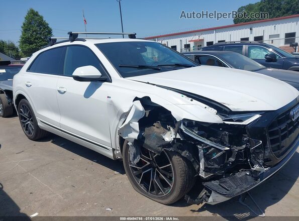 WA1EVAF18KD017969 2019 AUDI Q8 White Սալոնի հետևի տեսք
