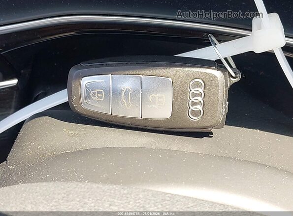 WA1EVAF18KD017969 2019 AUDI Q8 White Առջևի վահանակի տեսք