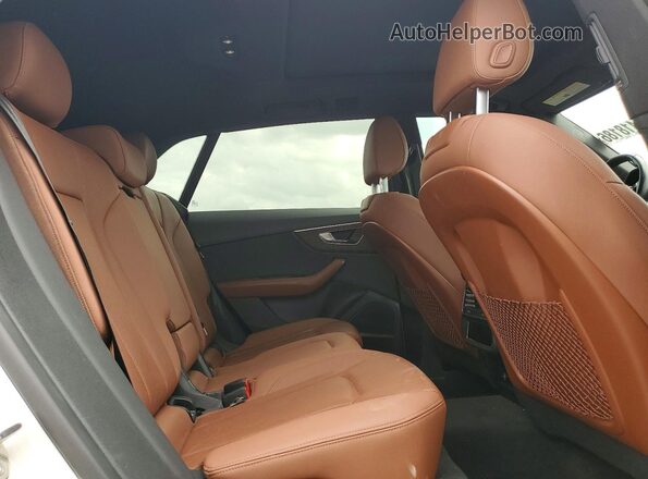 WA1EVAF1XMD002490 2021 AUDI Q8 White უკანა სალონის ხედი