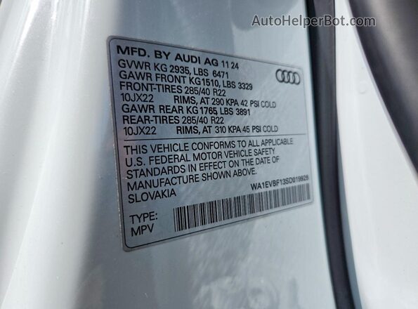 WA1EVBF13SD019926 2025 AUDI Q8 White Շարժիչի բաժամունքի տեսք