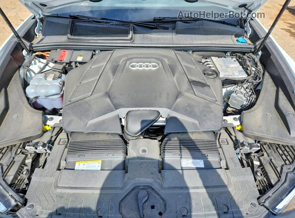 WA1EVBF13SD019926 2025 AUDI Q8 White Սալոնի հետևի տեսք