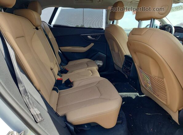 WA1EVBF13SD019926 2025 AUDI Q8 White Հետևի նստատեղերի տեսք