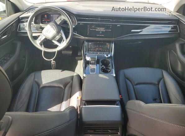 WA1EVBF15PD013326 2023 AUDI Q8 White Widok deski rozdzielczej