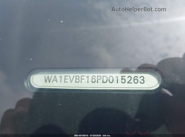 WA1EVBF16PD015263 2023 AUDI Q8 Blue ძრავის განყოფილების ხედი