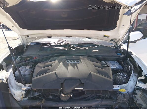 WA1EVBF18ND034569 2022 AUDI Q8 White Rear view